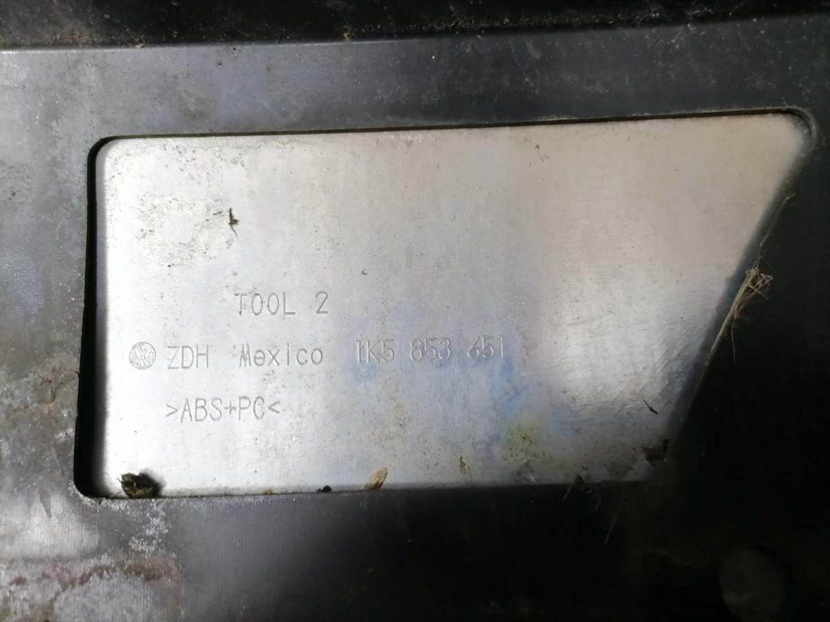 VW Jetta 1K2 original K&uuml;hlergrill Bj.2007